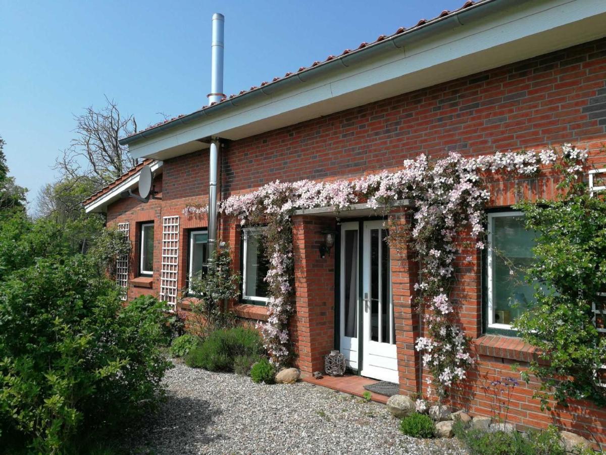 Ferienhaus Extrazeit_Urlaub Hasselberg  Eksteriør bilde